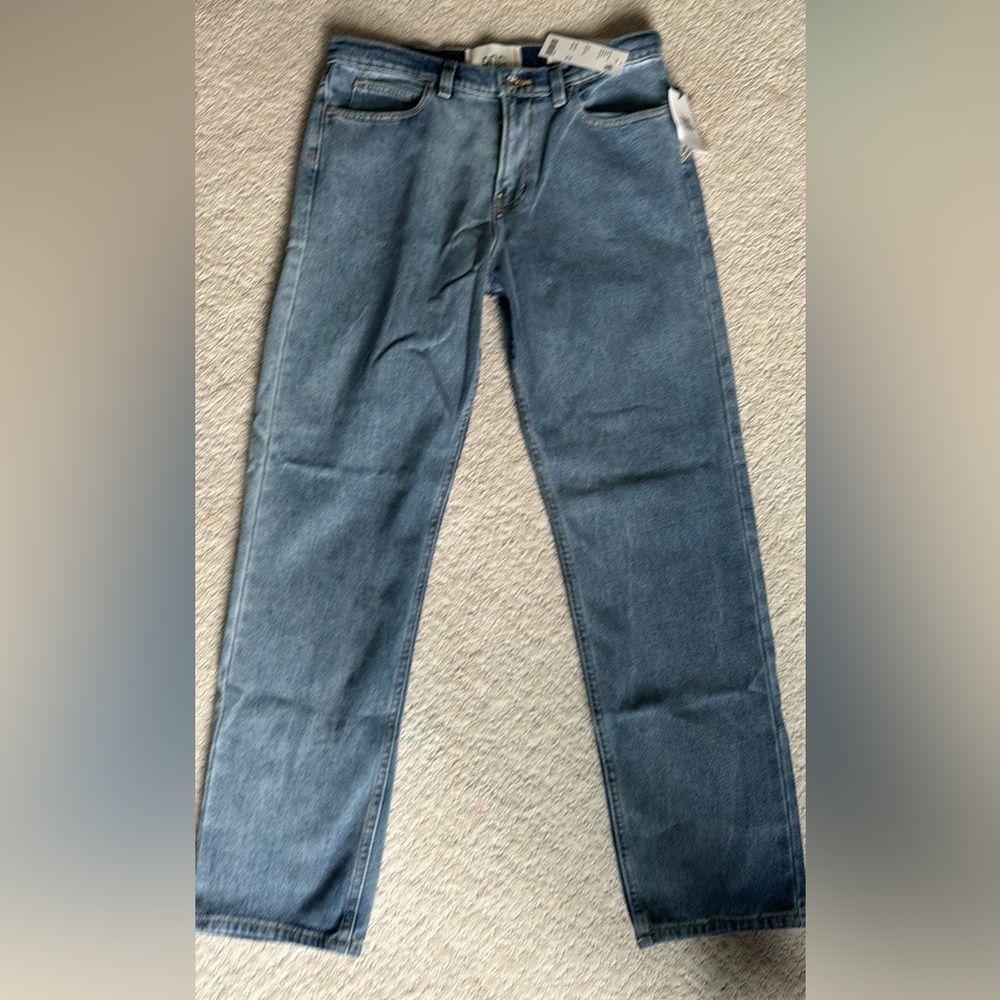 BDG Slim fit Vintage Jeans from Urban Outfitters Brand New Size 32L32W